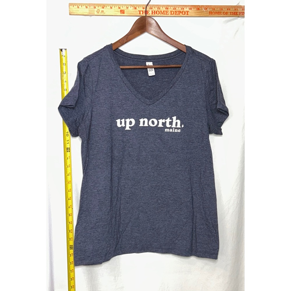 District Very Important Tee Up North Maine Graphic‎ V Neck T Shirt Women XL